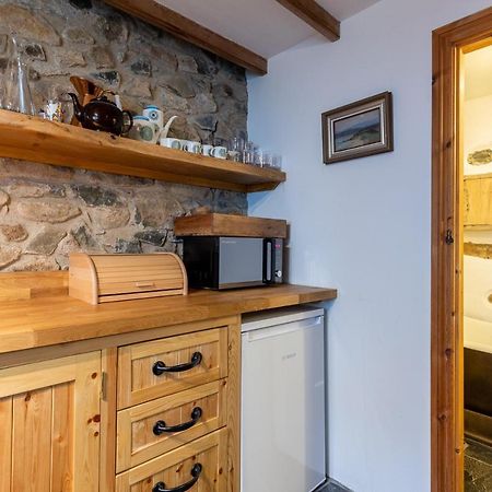 Bwthyn Capten - A Charming Cottage For Up To 6 Newport  Exterior foto